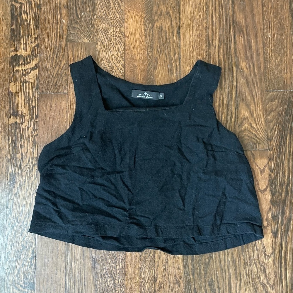 Trendy Queen black cropped tank